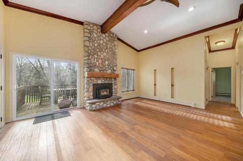 833 E Gull Lake Dr, Augusta, MI 49012 photo 10
