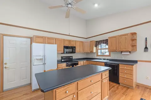 6844 Tranquil Trl, Whitehall, MI 49461 photo 8