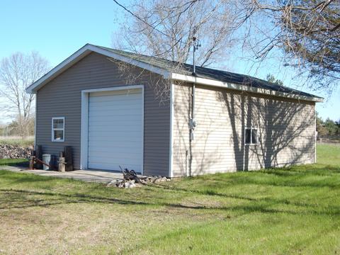 6541 E 16th St, White Cloud, MI 49349 photo 1