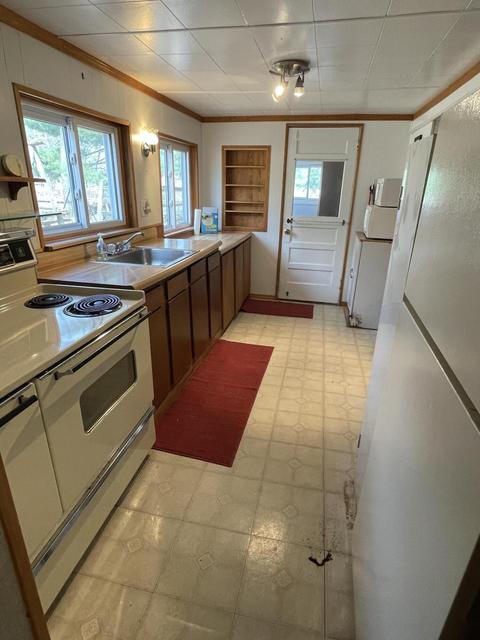 2062 Maple Street St, Harrison, MI 48625 photo 12