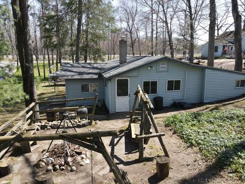 2062 Maple Street St, Harrison, MI 48625 photo 2