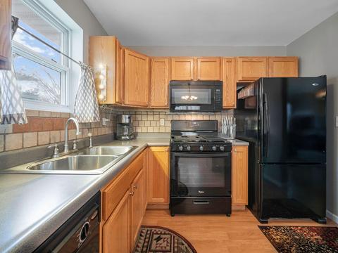 3860 Dorset Dr, Jackson, MI 49203 photo 9