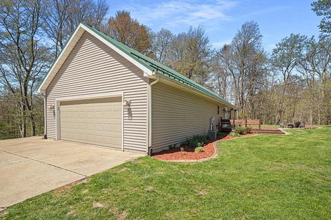 4335 Curran Rd, Buchanan, MI 49107 photo 4