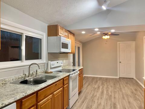 2496 Elliott Rd, Jackson, MI 49201 photo 15