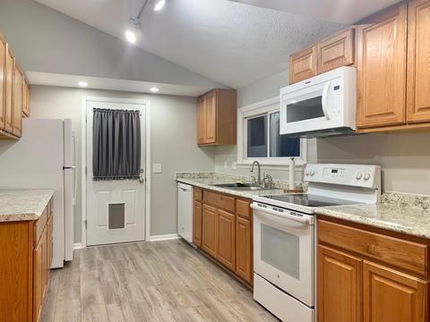 2496 Elliott Rd, Jackson, MI 49201 photo 13