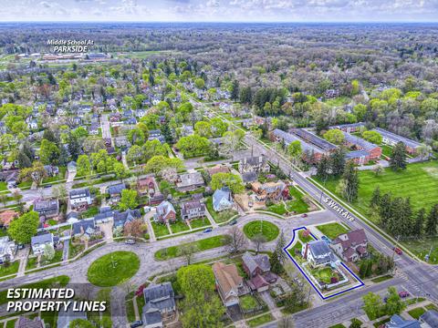 760 Beverly Park Pl, Jackson, MI 49203 photo 3