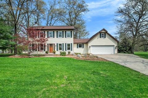 7465 Bridle Path Ct SE, Ada, MI 49301 photo 1