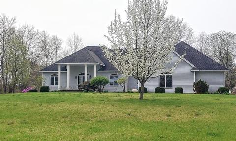 1833 E Monroe St, White Cloud, MI 49349 photo 1