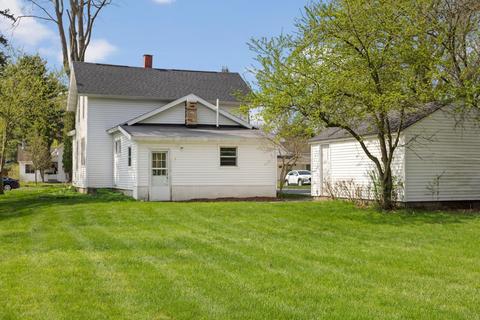 512 Rust Ave, Big Rapids, MI 49307 photo 2