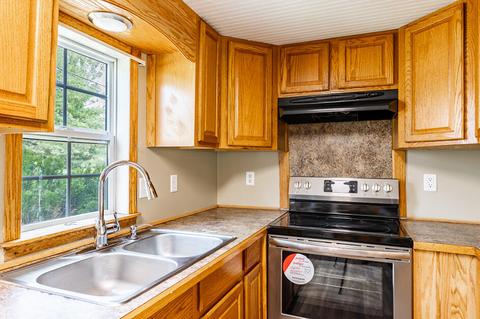 909 Bellevue Ave, Jackson, MI 49202 photo 8