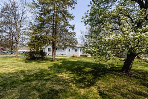 909 Bellevue Ave, Jackson, MI 49202 photo 3