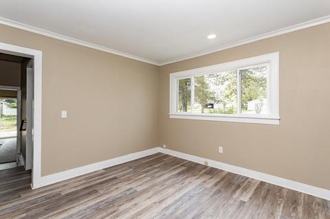 909 Bellevue Ave, Jackson, MI 49202 photo 13