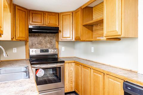 909 Bellevue Ave, Jackson, MI 49202 photo 7