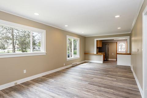 909 Bellevue Ave, Jackson, MI 49202 photo 11