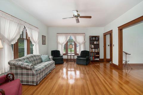 604 E Michigan Ave, Marshall, MI 49068 photo 4