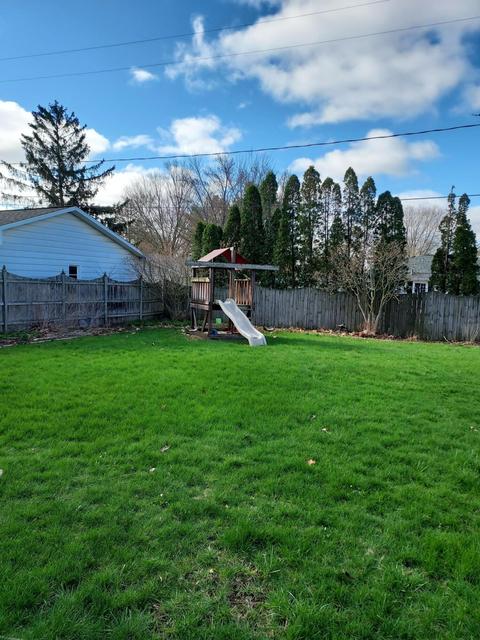 716 Summer St, Spring Lake, MI 49456 photo 4