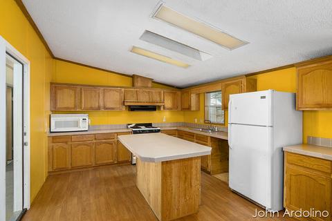 179 Exchange St, Grant, MI 49327 photo 13