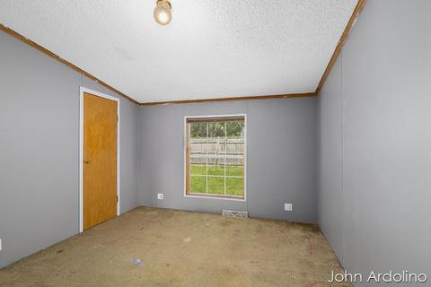 179 Exchange St, Grant, MI 49327 photo 19