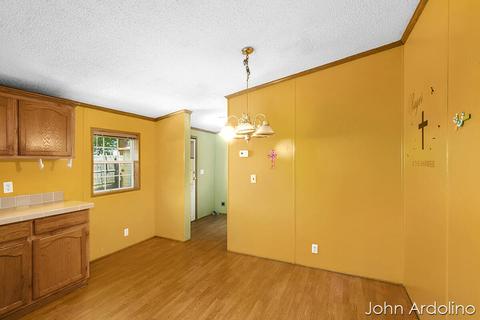 179 Exchange St, Grant, MI 49327 photo 15