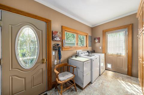 228 Cushman St, Plainwell, MI 49080 photo 2