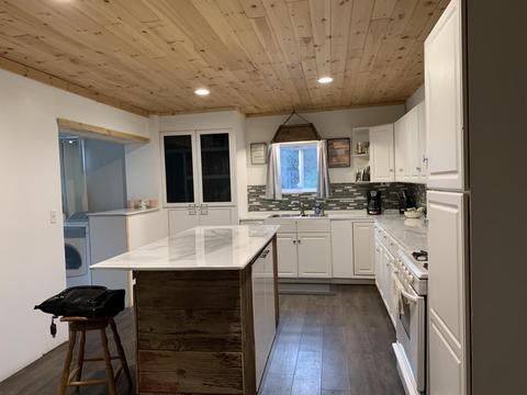 19 S Baldwin Ave, White Cloud, MI 49349 photo 7