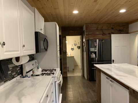 19 S Baldwin Ave, White Cloud, MI 49349 photo 6