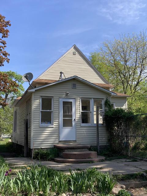 747 Morton Ave, Belding, MI 48809 photo 3