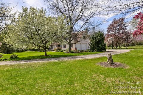 12704 Byron Rd, Byron, MI 48418 photo 4