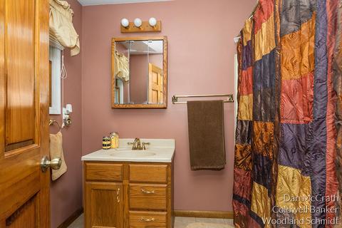 12704 Byron Rd, Byron, MI 48418 photo 25