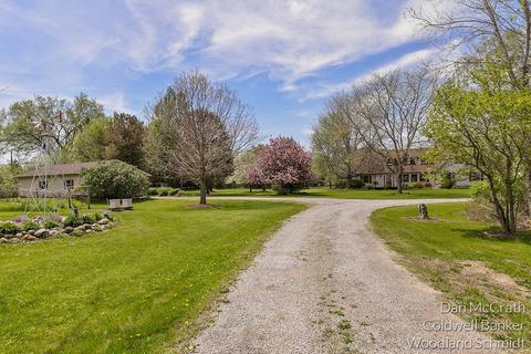 12704 Byron Rd, Byron, MI 48418 photo 5