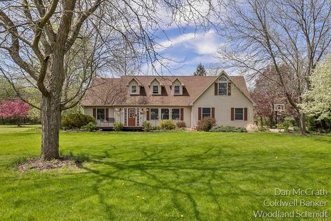 12704 Byron Rd, Byron, MI 48418 photo 1