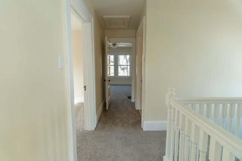 902 N Clinton St, Albion, MI 49224 photo 11