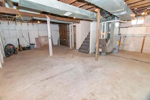 902 N Clinton St, Albion, MI 49224 photo 15