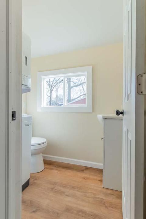 902 N Clinton St, Albion, MI 49224 photo 7