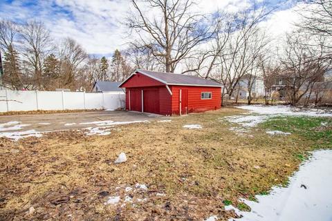 902 N Clinton St, Albion, MI 49224 photo 20