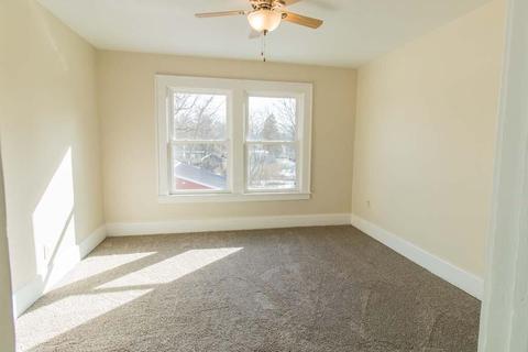 902 N Clinton St, Albion, MI 49224 photo 10