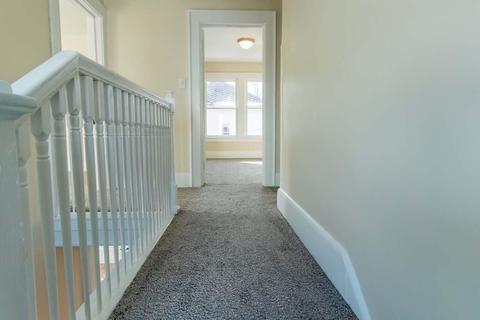 902 N Clinton St, Albion, MI 49224 photo 9