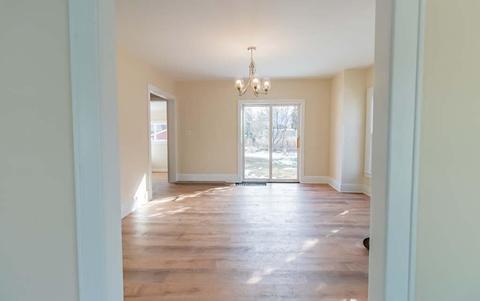 902 N Clinton St, Albion, MI 49224 photo 4