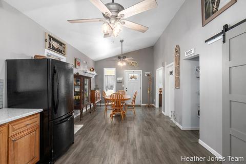 320 Lewis St, Belding, MI 48809 photo 13