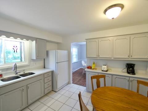 6982 Surrey Ln, Jackson, MI 49201 photo 10