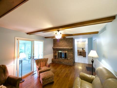 6982 Surrey Ln, Jackson, MI 49201 photo 13