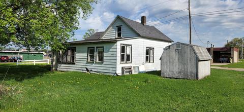 1237 E Newell St, White Cloud, MI 49349 photo 1
