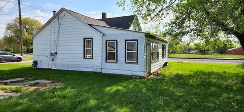 1237 E Newell St, White Cloud, MI 49349 photo 3