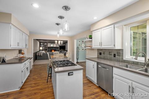 3321 Buckhaven Dr SE, Ada, MI 49301 photo 11
