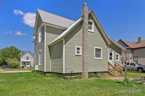 703 Morton Ave, Belding, MI 48809 photo 22