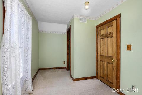 703 Morton Ave, Belding, MI 48809 photo 16