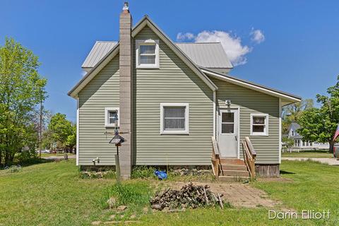703 Morton Ave, Belding, MI 48809 photo 23