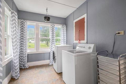685 White Pigeon St, Constantine, MI 49042 photo 6