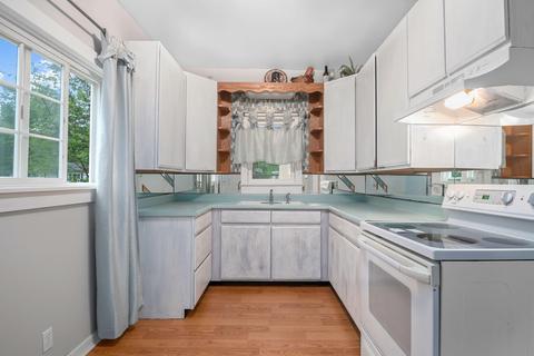 685 White Pigeon St, Constantine, MI 49042 photo 10