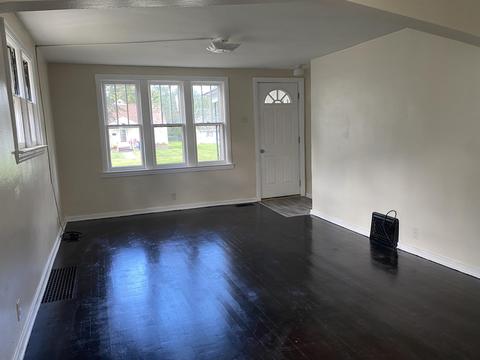 327 S Walker St, Bronson, MI 49028 photo 3